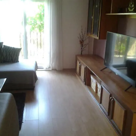 Mile Apartman